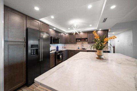 Condominio en venta en Redington Shores, Florida, 2 dormitorios, 124.95 m2 № 1837765 - foto 5