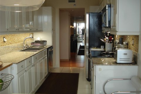 Condominio en alquiler en Aventura, Florida, 2 dormitorios, 169.08 m2 № 2054404 - foto 30