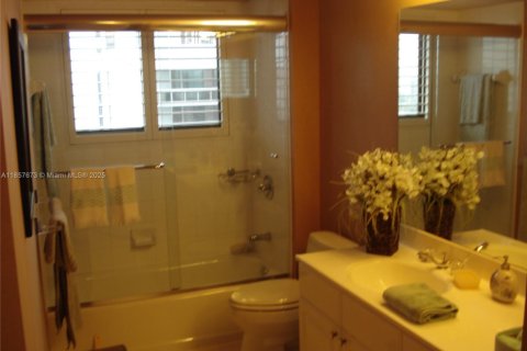 Condominio en alquiler en Aventura, Florida, 2 dormitorios, 169.08 m2 № 2054404 - foto 26