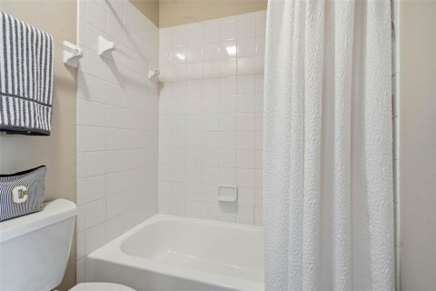 Casa en venta en Tampa, Florida, 4 dormitorios, 269.79 m2 № 2384149 - foto 23