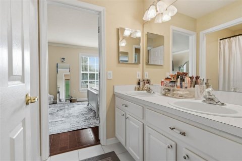 Casa en venta en Tampa, Florida, 4 dormitorios, 269.79 m2 № 2384149 - foto 22