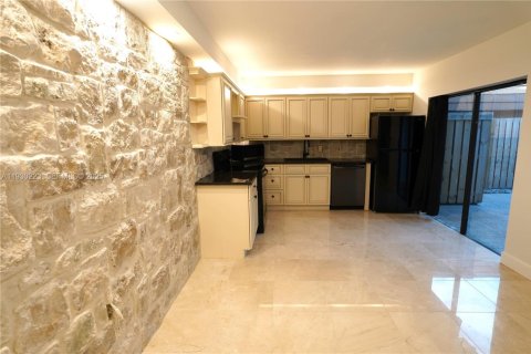 Casa en venta en Palm Beach Gardens, Florida, 2 dormitorios № 1990240 - foto 28