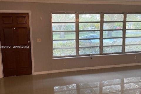 Casa en alquiler en Hollywood, Florida, 2 dormitorios, 162.76 m2 № 1992195 - foto 12