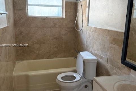 Casa en alquiler en Hollywood, Florida, 2 dormitorios, 162.76 m2 № 1992195 - foto 19