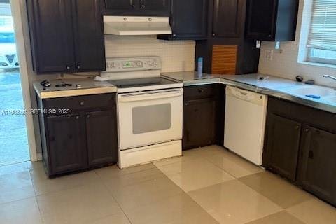 Casa en alquiler en Hollywood, Florida, 2 dormitorios, 162.76 m2 № 1992195 - foto 10