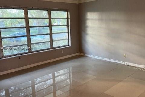 Casa en alquiler en Hollywood, Florida, 2 dormitorios, 162.76 m2 № 1992195 - foto 13