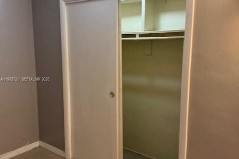 Casa en alquiler en Hollywood, Florida, 2 dormitorios, 162.76 m2 № 1992195 - foto 22