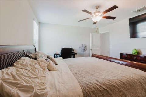 House in Wimauma, Florida 4 bedrooms, 177.81 sq.m. № 1798376 - photo 20