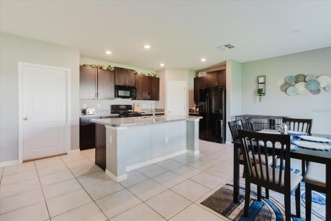 House in Wimauma, Florida 4 bedrooms, 177.81 sq.m. № 1798376 - photo 7