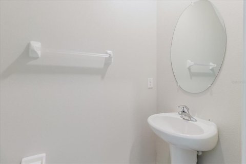 House in Wimauma, Florida 4 bedrooms, 177.81 sq.m. № 1798376 - photo 15