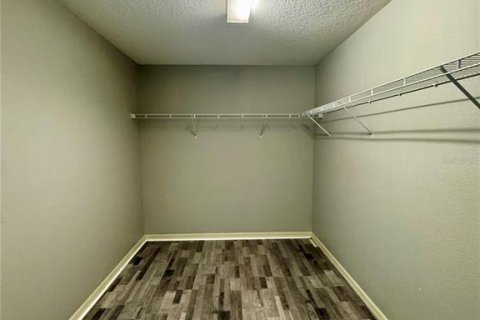 Casa en alquiler en Kissimmee, Florida, 3 dormitorios, 244.43 m2 № 2284643 - foto 12