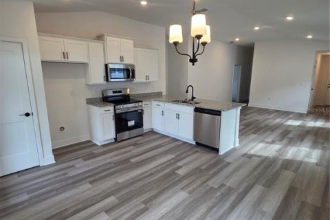 House in Hudson, Florida 3 bedrooms, 131.46 sq.m. № 2152418 - photo 20