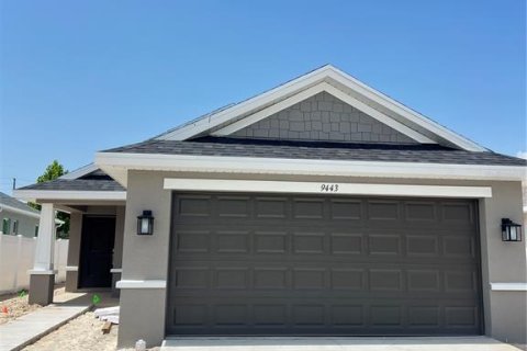 House in Hudson, Florida 3 bedrooms, 131.46 sq.m. № 2152418