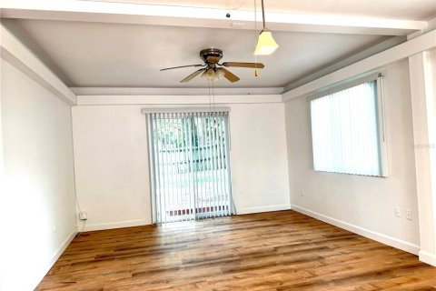 Villa ou maison à vendre à Orlando, Floride: 3 chambres, 159.61 m2 № 2157007 - photo 8