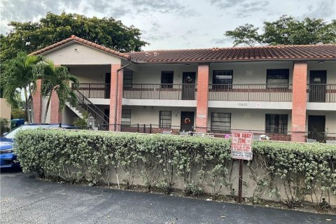 Apartamento en Coral Springs, Florida 2 dormitorios, 680.79 m2 № 2250532