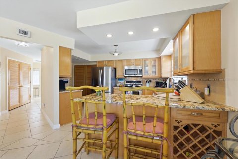 House in Englewood, Florida 2 bedrooms, 132.66 sq.m. № 2151425 - photo 16