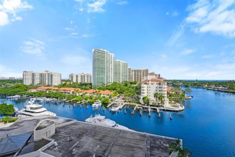 Condominio en alquiler en Aventura, Florida, 2 dormitorios, 141.4 m2 № 1924699 - foto 23
