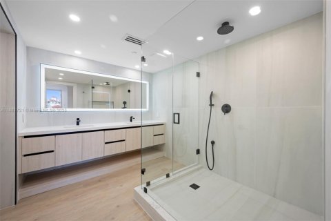 Condominio en alquiler en Aventura, Florida, 2 dormitorios, 141.4 m2 № 1924699 - foto 19