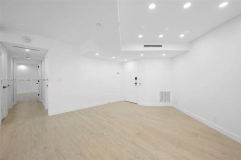 Condominio en alquiler en Aventura, Florida, 2 dormitorios, 141.4 m2 № 1924699 - foto 12