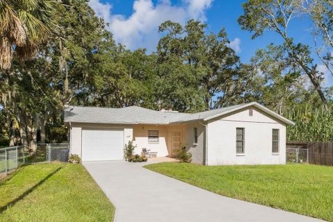 Villa ou maison à New Port Richey, Floride 2 chambres, 149.39 m2 № 2352450