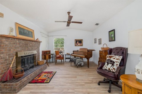Villa ou maison à vendre à New Port Richey, Floride: 2 chambres, 149.39 m2 № 2352450 - photo 30