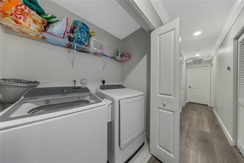 Купить таунхаус в Хомстед, Флорида 4 спальни, 127.65м2, № 1825594 - фото 21