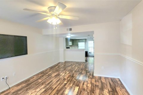 Touwnhouse à louer à Palm Harbor, Floride: 2 chambres, 82.31 m2 № 2415314 - photo 3