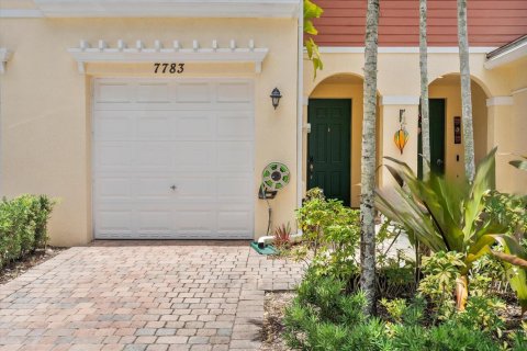 Townhouse in Davie, Florida 3 bedrooms, 157.56 sq.m. № 2187056 - photo 26