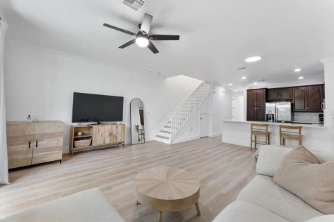 Townhouse in Davie, Florida 3 bedrooms, 157.56 sq.m. № 2187056 - photo 7