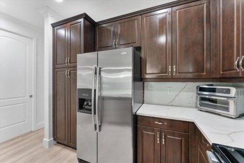Townhouse in Davie, Florida 3 bedrooms, 157.56 sq.m. № 2187056 - photo 12