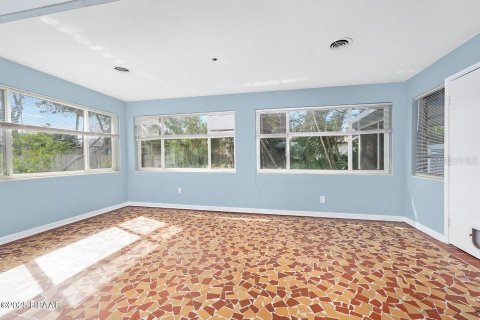 Casa en venta en Ormond Beach, Florida, 2 dormitorios, 120.4 m2 № 1555389 - foto 4