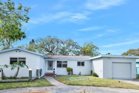 Casa en venta en Ormond Beach, Florida, 2 dormitorios, 120.4 m2 № 1555389 - foto 1