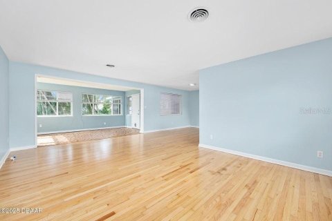 Casa en venta en Ormond Beach, Florida, 2 dormitorios, 120.4 m2 № 1555389 - foto 3