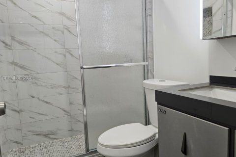 Снять в аренду виллу или дом в Майами, Флорида 3 спальни, № 2046400 - фото 13