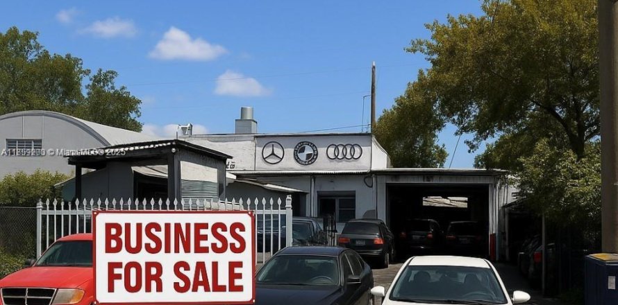 Propiedad comercial en Fort Lauderdale, Florida № 1888312