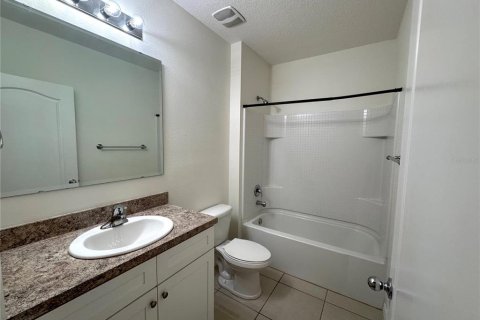Casa en alquiler en New Smyrna Beach, Florida, 4 dormitorios, 167.78 m2 № 1858181 - foto 16