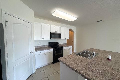 Casa en alquiler en New Smyrna Beach, Florida, 4 dormitorios, 167.78 m2 № 1858181 - foto 6