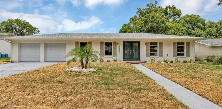 House in Altamonte Springs, Florida 3 bedrooms, 172.05 sq.m. № 1760105