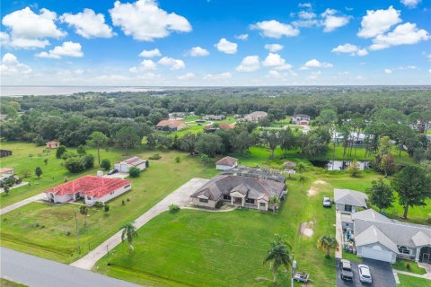 Villa ou maison à vendre à Kissimmee, Floride: 4 chambres, 320.7 m2 № 2406689 - photo 6