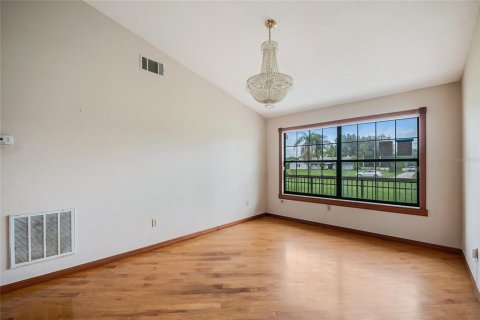 Villa ou maison à vendre à Kissimmee, Floride: 4 chambres, 320.7 m2 № 2406689 - photo 11