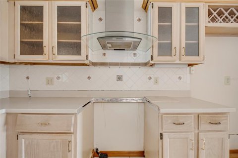 Villa ou maison à vendre à Kissimmee, Floride: 4 chambres, 320.7 m2 № 2406689 - photo 18
