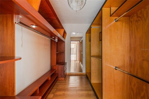 Villa ou maison à vendre à Kissimmee, Floride: 4 chambres, 320.7 m2 № 2406689 - photo 24