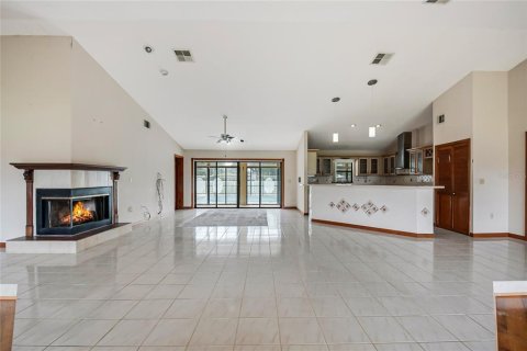Villa ou maison à vendre à Kissimmee, Floride: 4 chambres, 320.7 m2 № 2406689 - photo 8