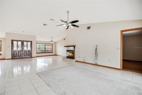 Villa ou maison à vendre à Kissimmee, Floride: 4 chambres, 320.7 m2 № 2406689 - photo 15