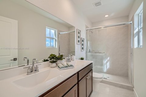 Townhouse in Homestead, Florida 4 bedrooms, 163.23 sq.m. № 1811122 - photo 7
