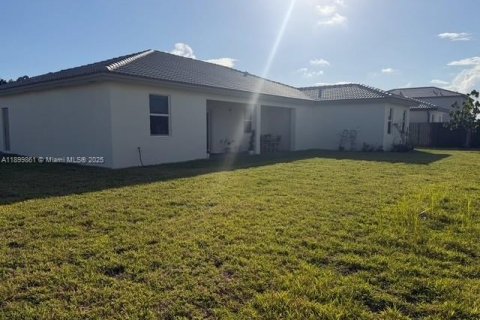 House in Miami, Florida 4 bedrooms № 1952725 - photo 9