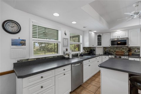 House in Nokomis, Florida 4 bedrooms, 242.01 sq.m. № 2306301 - photo 26