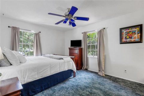 House in Nokomis, Florida 4 bedrooms, 242.01 sq.m. № 2306301 - photo 5