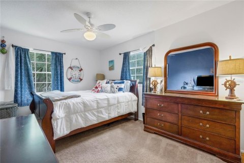 House in Nokomis, Florida 4 bedrooms, 242.01 sq.m. № 2306301 - photo 8