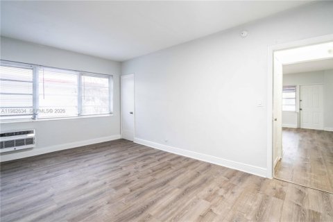 Снять в аренду квартиру в Майами-Бич, Флорида 1 спальня, 69.49м2, № 2050049 - фото 10